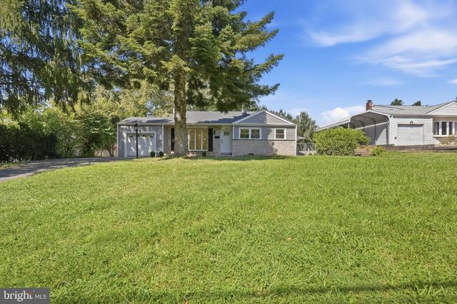 210 NEWTOWN RD, Warminster, PA 18974