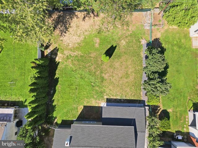 210 NEWTOWN RD, Warminster, PA 18974