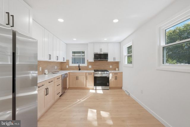 210 NEWTOWN RD, Warminster, PA 18974