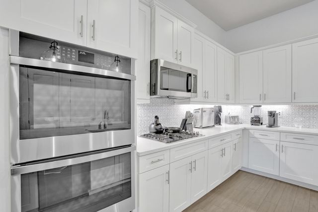 8334 W Blue Spring Drive, Parkland, FL 33067