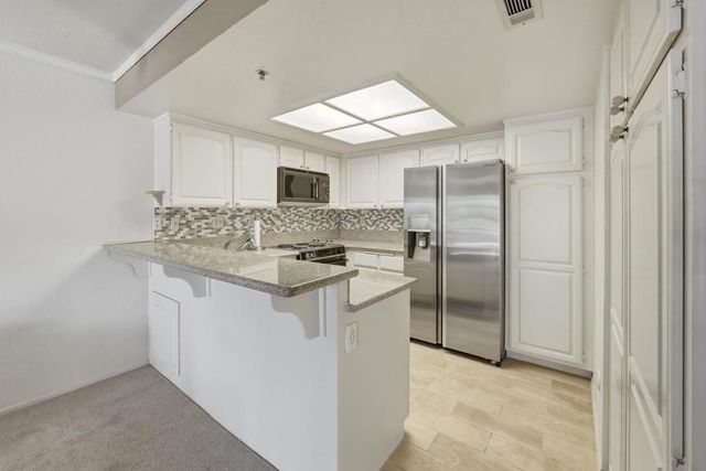 500 E Amado Road 511, Palm Springs, CA 92262