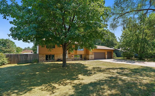 7716 Humboldt Avenue N, Brooklyn Park, MN 55444