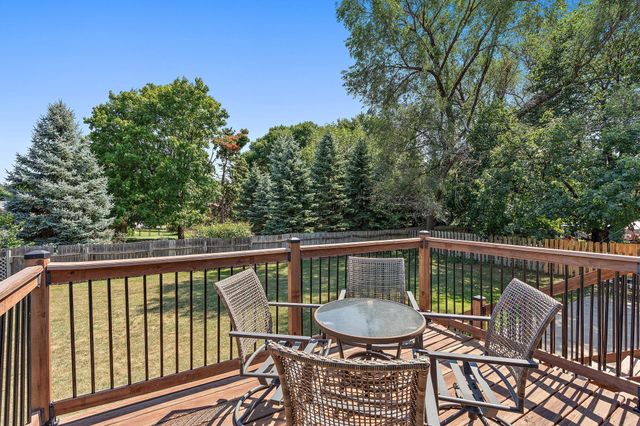 7716 Humboldt Avenue N, Brooklyn Park, MN 55444