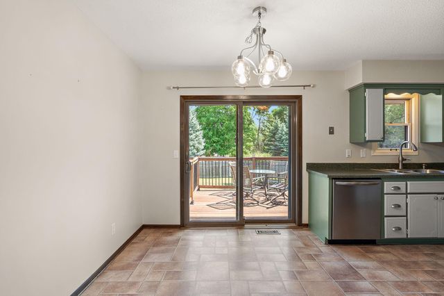 7716 Humboldt Avenue N, Brooklyn Park, MN 55444