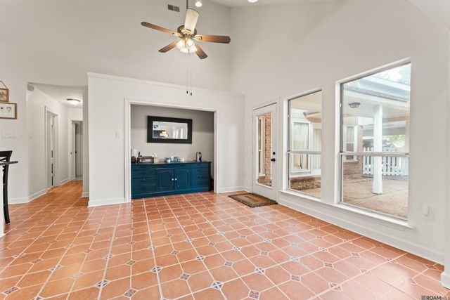 2941 Lockefield Dr, Baton Rouge, LA 70816