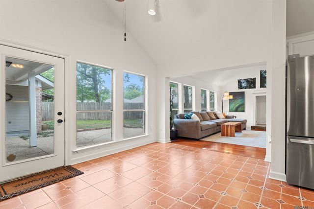 2941 Lockefield Dr, Baton Rouge, LA 70816