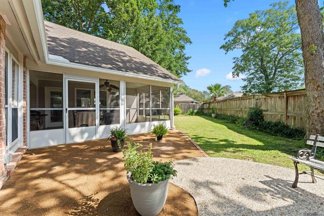 2941 Lockefield Dr, Baton Rouge, LA 70816