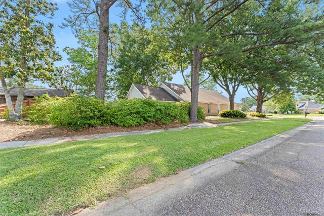 2941 Lockefield Dr, Baton Rouge, LA 70816