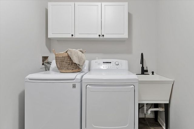 2243 Aster Court, Naperville, IL 60565