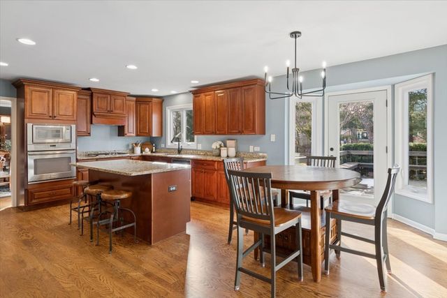 2243 Aster Court, Naperville, IL 60565