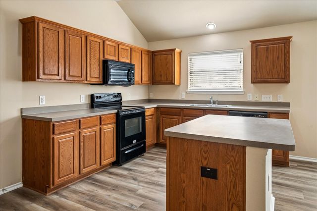 8701 Sagebrush Trail, Cross Roads, TX 76227