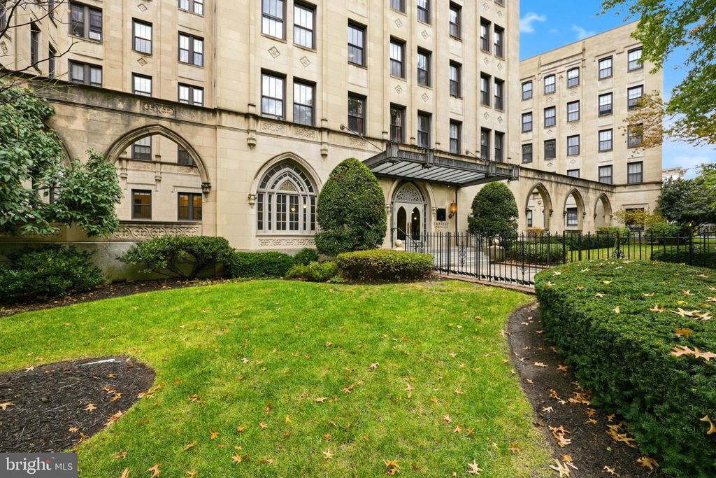 1613 HARVARD ST NW #102, Washington, DC 20009