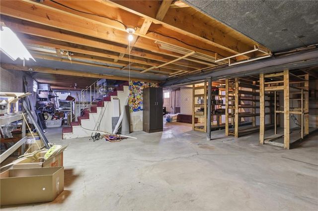 4950 Parish Drive, Roeland Park, KS 66205