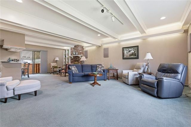 4950 Parish Drive, Roeland Park, KS 66205