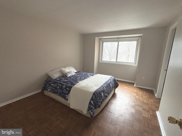 9432 MERRYREST RD, Columbia, MD 21045