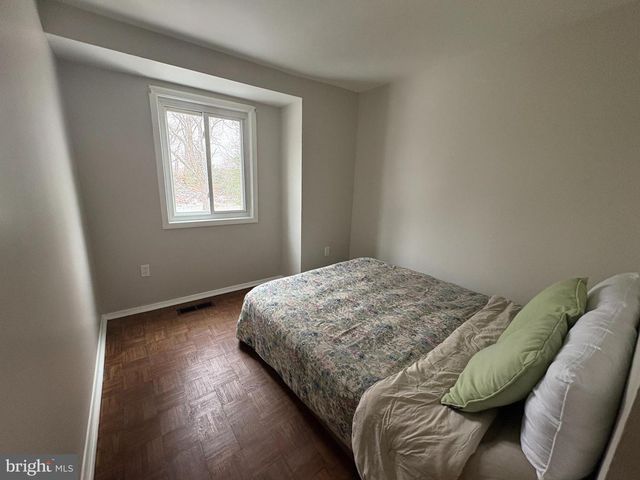 9432 MERRYREST RD, Columbia, MD 21045