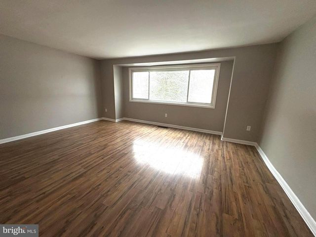 9432 MERRYREST RD, Columbia, MD 21045