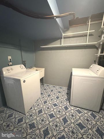 9432 MERRYREST RD, Columbia, MD 21045