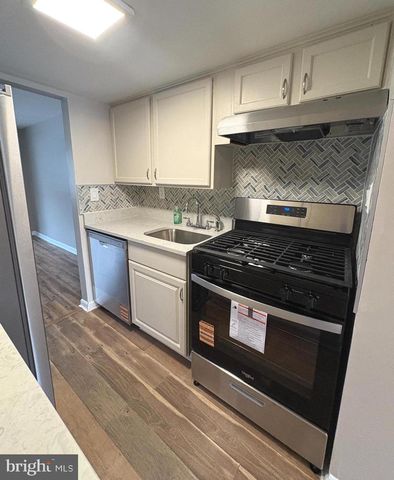 9432 MERRYREST RD, Columbia, MD 21045