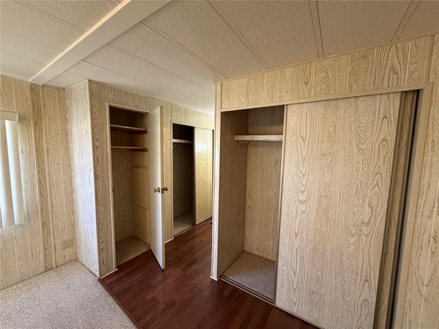 930 TARRSON BOULEVARD, Lady Lake, FL 32159