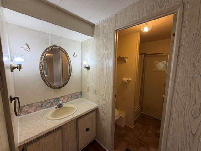 930 TARRSON BOULEVARD, Lady Lake, FL 32159