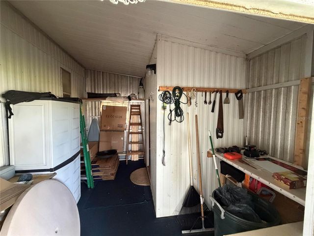 930 TARRSON BOULEVARD, Lady Lake, FL 32159