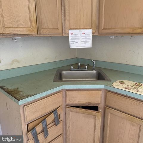 434 SCHILLER AVE, Hamilton, NJ 08610
