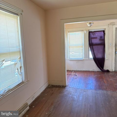 434 SCHILLER AVE, Hamilton, NJ 08610