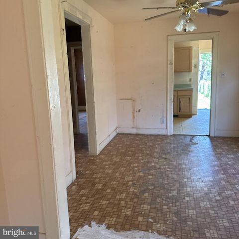 434 SCHILLER AVE, Hamilton, NJ 08610