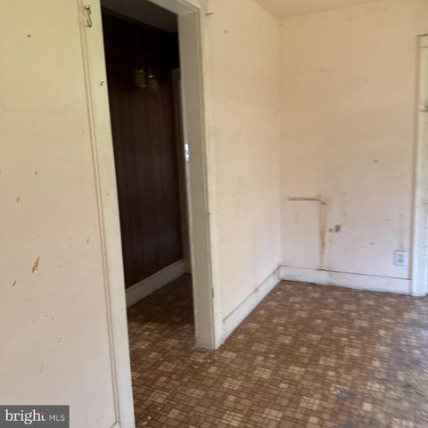 434 SCHILLER AVE, Hamilton, NJ 08610