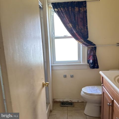 434 SCHILLER AVE, Hamilton, NJ 08610