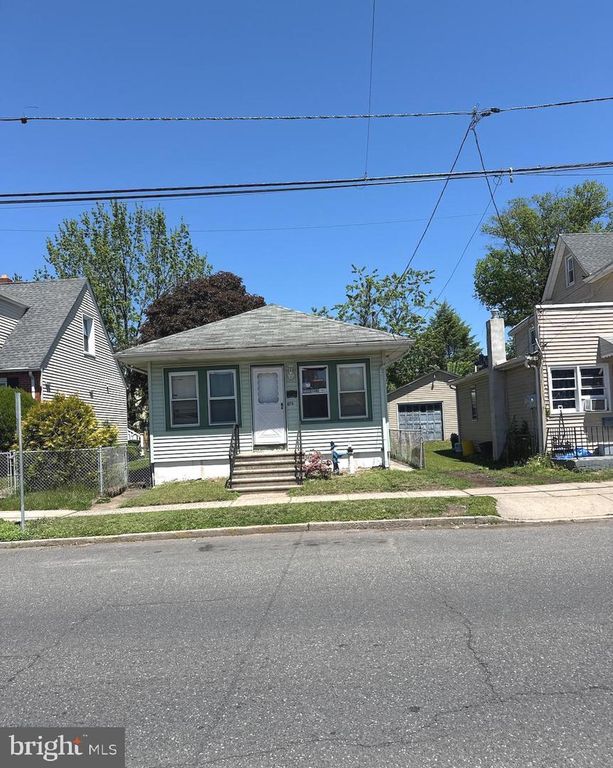 434 SCHILLER AVE, Hamilton, NJ 08610