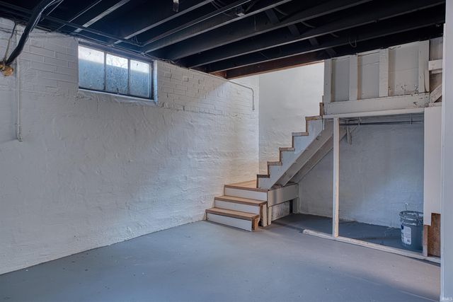 1222 Vann Avenue, Evansville, IN 47714