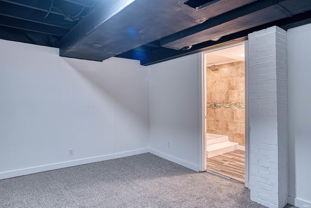 1222 Vann Avenue, Evansville, IN 47714