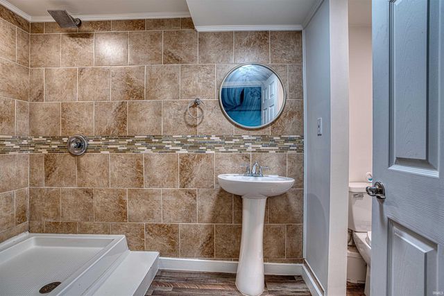 1222 Vann Avenue, Evansville, IN 47714