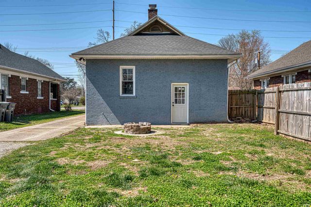 1222 Vann Avenue, Evansville, IN 47714