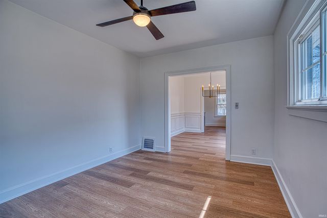 1222 Vann Avenue, Evansville, IN 47714