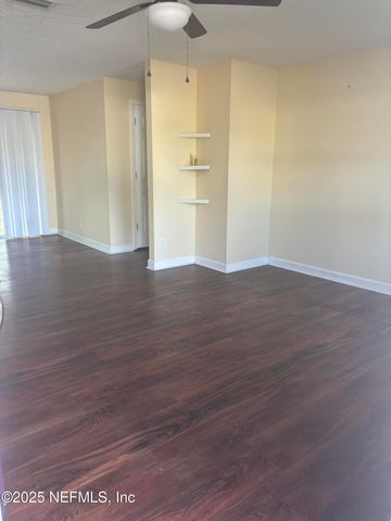 428 NEPTUNE Road, Orange Park, FL 32073