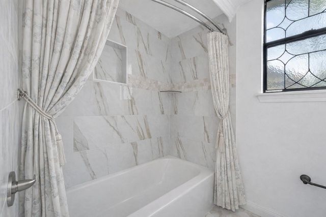 9411 Fenchurch Drive, Spring, TX 77379