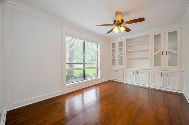 9411 Fenchurch Drive, Spring, TX 77379