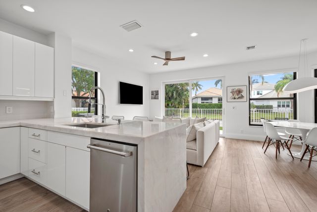 4070 NW 58th Lane, Boca Raton, FL 33496