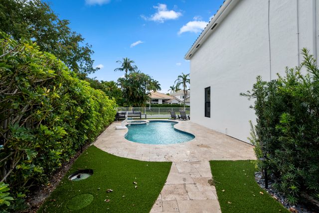 4070 NW 58th Lane, Boca Raton, FL 33496