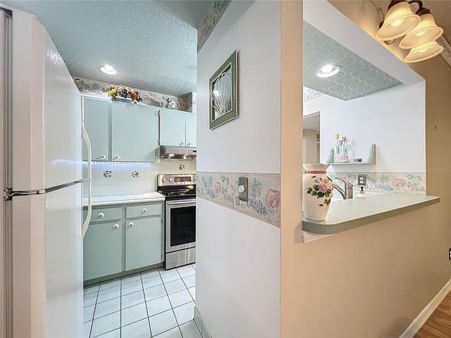 130 JASMINE WOODS COURT 10D, Deltona, FL 32725