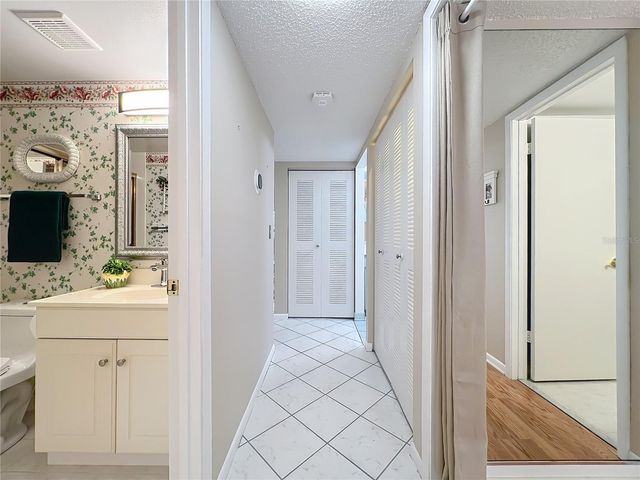 130 JASMINE WOODS COURT 10D, Deltona, FL 32725