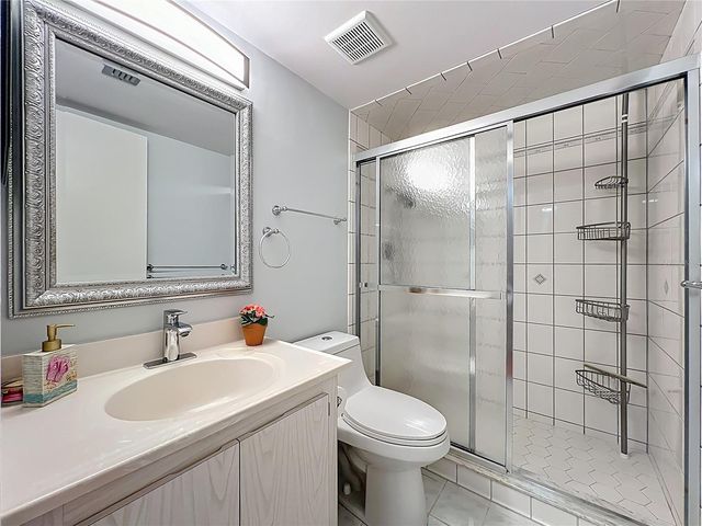 130 JASMINE WOODS COURT 10D, Deltona, FL 32725