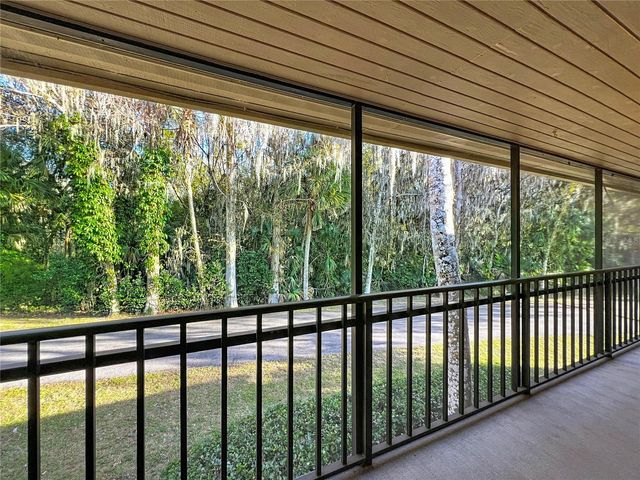 130 JASMINE WOODS COURT 10D, Deltona, FL 32725