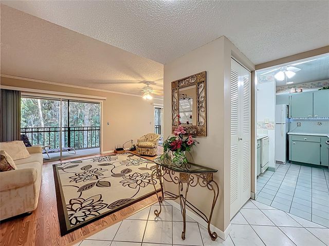 130 JASMINE WOODS COURT 10D, Deltona, FL 32725