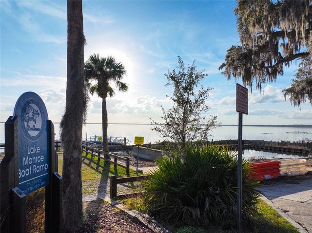 130 JASMINE WOODS COURT 10D, Deltona, FL 32725