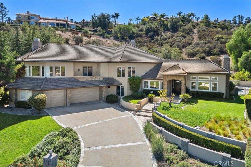22499 Bear Creek Drive S, Murrieta, CA 92562 — exterior