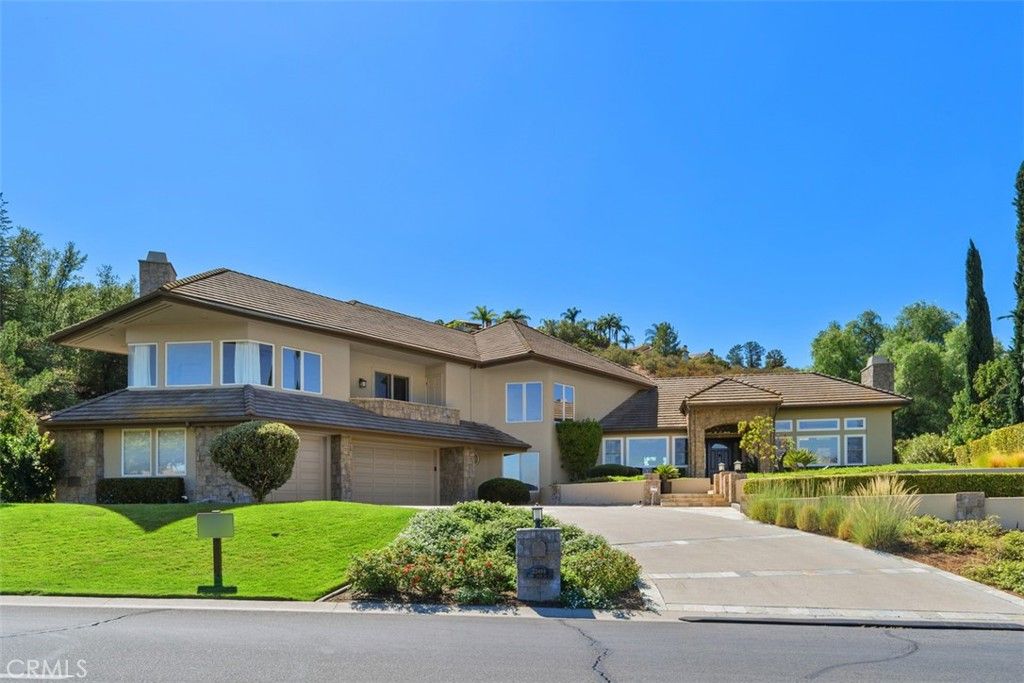 22499 Bear Creek Drive S, Murrieta, CA 92562 — photo 4